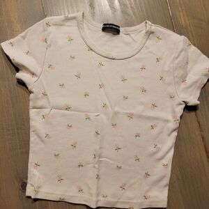 Brandy Melville Cream Tee with Pink Rose Print